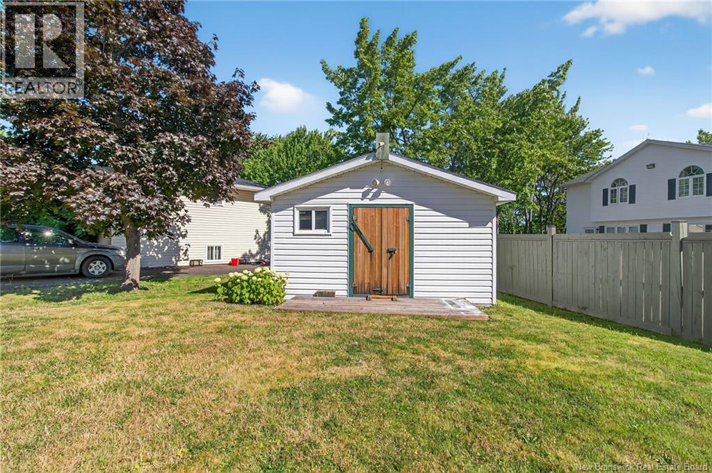 10 Willett, Moncton, New Brunswick  E1C 8A3 - Photo 4 - NB125231