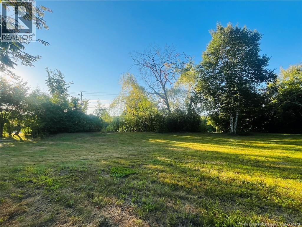215 Gladstone Avenue, Miramichi, New Brunswick  E1V 1E7 - Photo 4 - NB125358