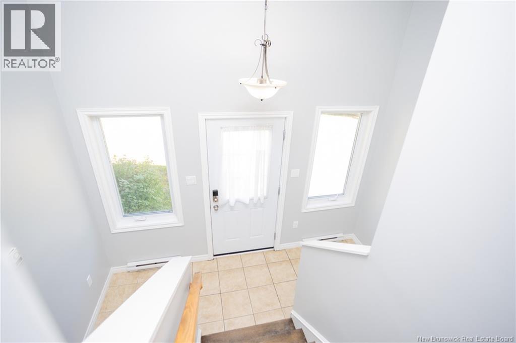 29-2 Young Street, Fredericton, New Brunswick  E3A 3Y3 - Photo 2 - NB125318
