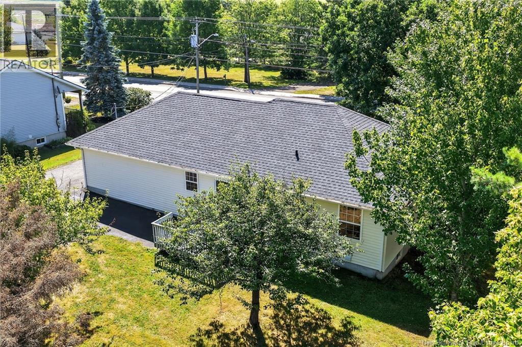 1421 Salisbury Road, Moncton, New Brunswick  E1E 4P8 - Photo 5 - NB125279