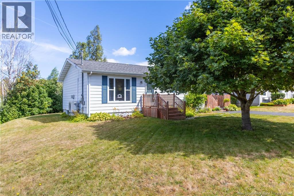 39 Churchill Avenue, Sackville, New Brunswick  E4L 3T3 - Photo 2 - NB125138