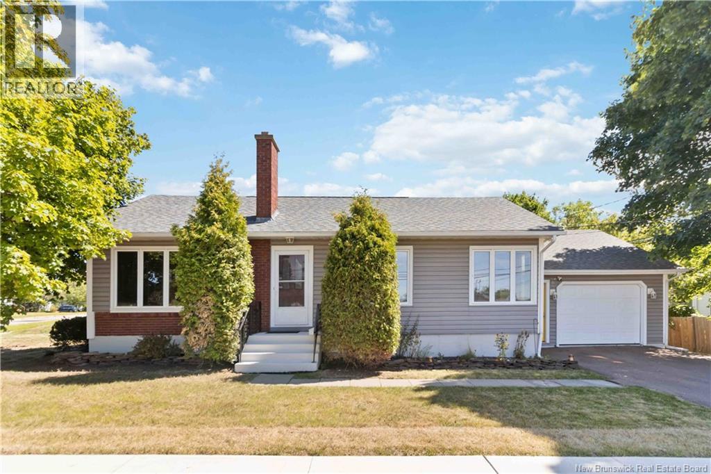 33 Ellerdale Avenue, Moncton, New Brunswick