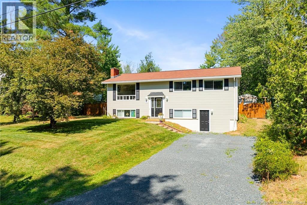 237 Sunrise Estates Drive, New Maryland, New Brunswick  E3C 1G7 - Photo 2 - NB125427