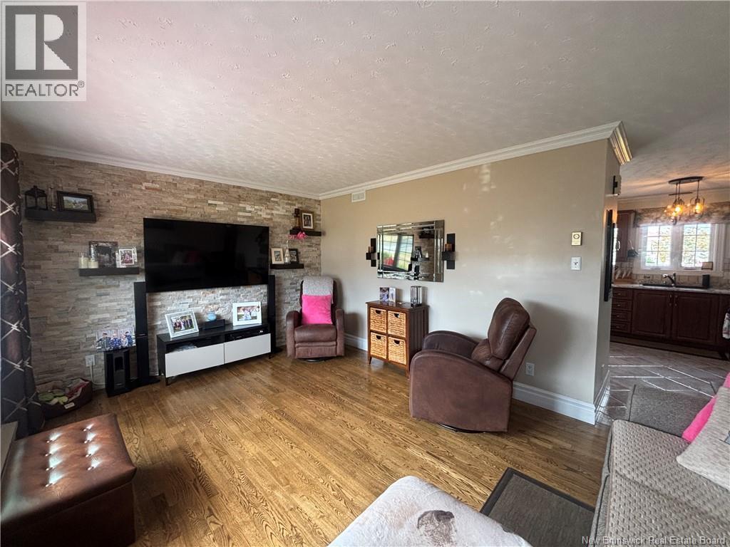 846 Rue St-Pierre, Beresford, New Brunswick  E8K 1S2 - Photo 15 - NB125435