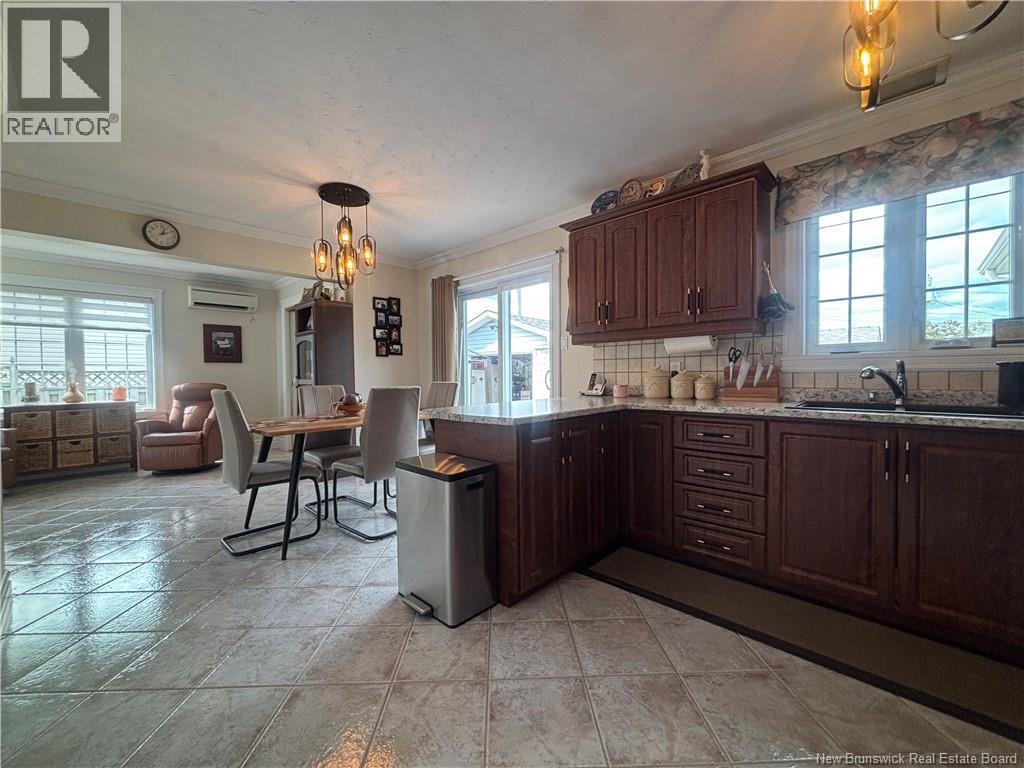 846 Rue St-Pierre, Beresford, New Brunswick  E8K 1S2 - Photo 9 - NB125435