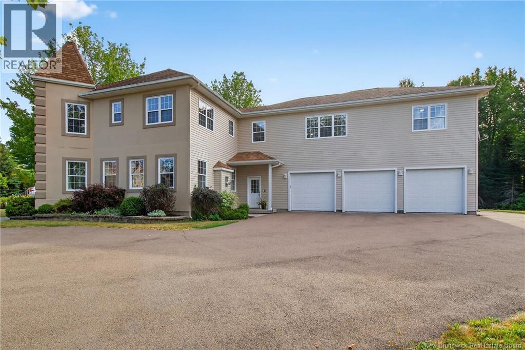 125 Rue Du Golf Street, Dieppe, New Brunswick  E1A 8K9 - Photo 3 - NB125455