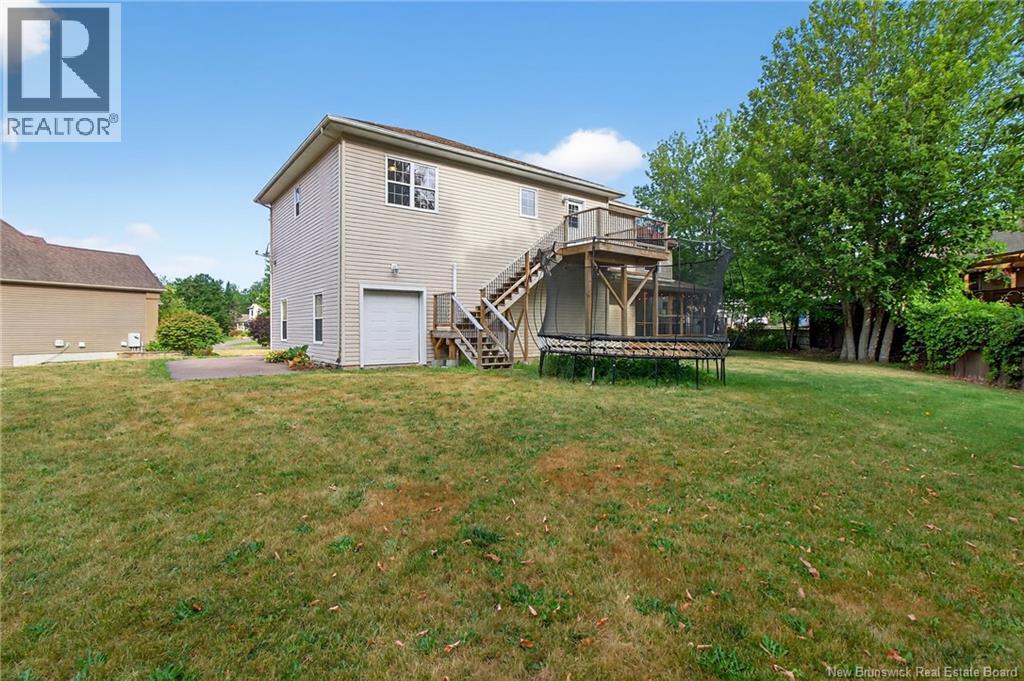 125 Rue Du Golf Street, Dieppe, New Brunswick  E1A 8K9 - Photo 4 - NB125455
