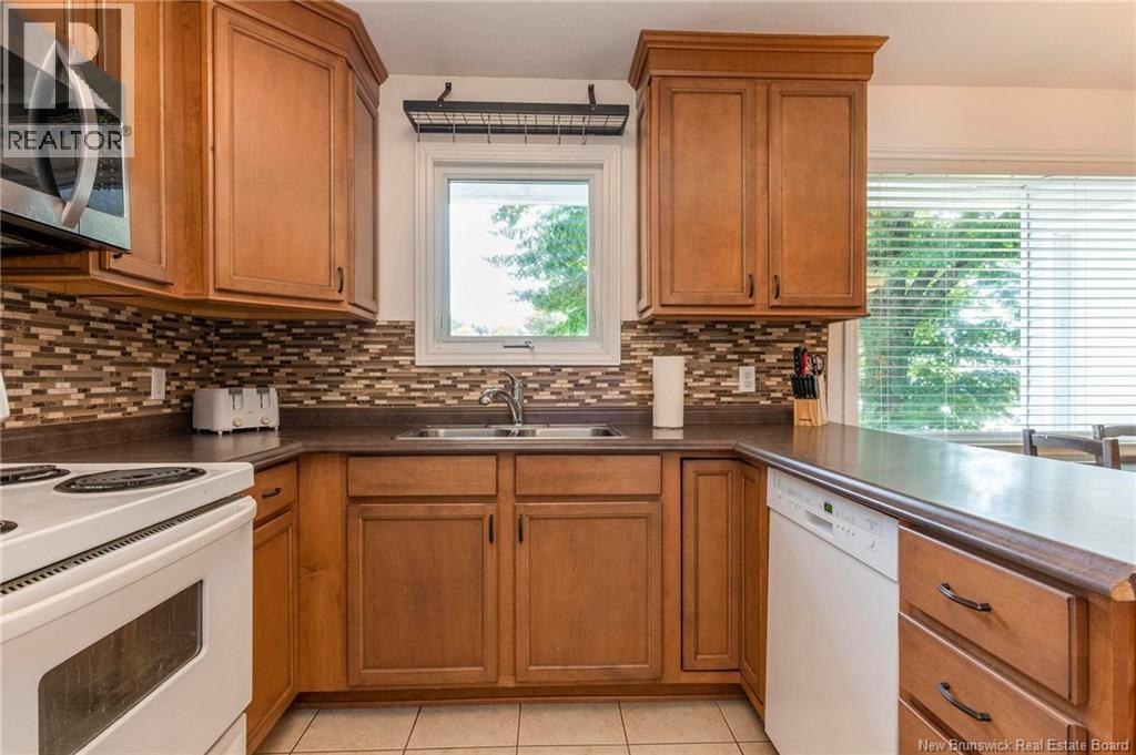 15 Oxford Place, Saint John, New Brunswick  E2P 1B4 - Photo 9 - NB125464