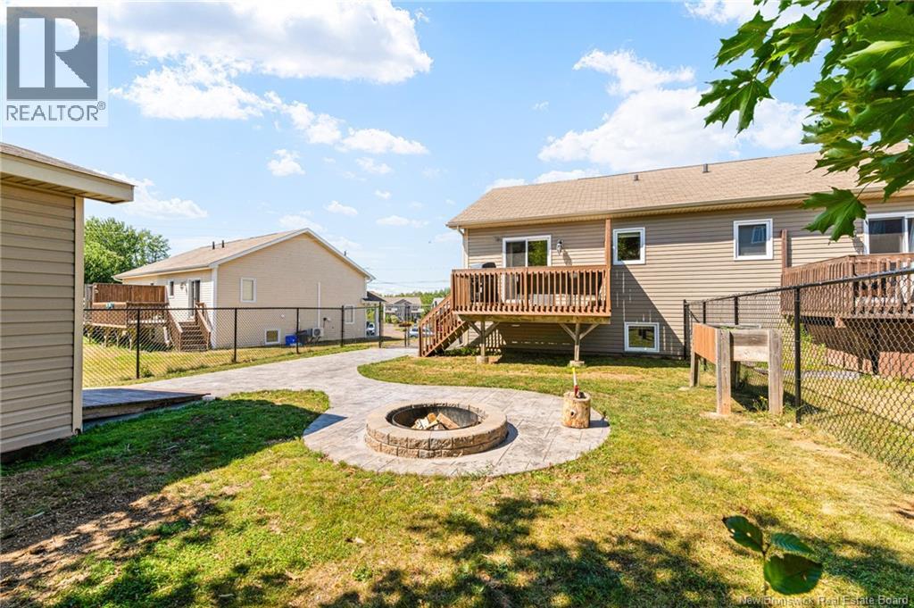 43 Des Frenes Court, Dieppe, New Brunswick  E1A 9B4 - Photo 35 - NB125473