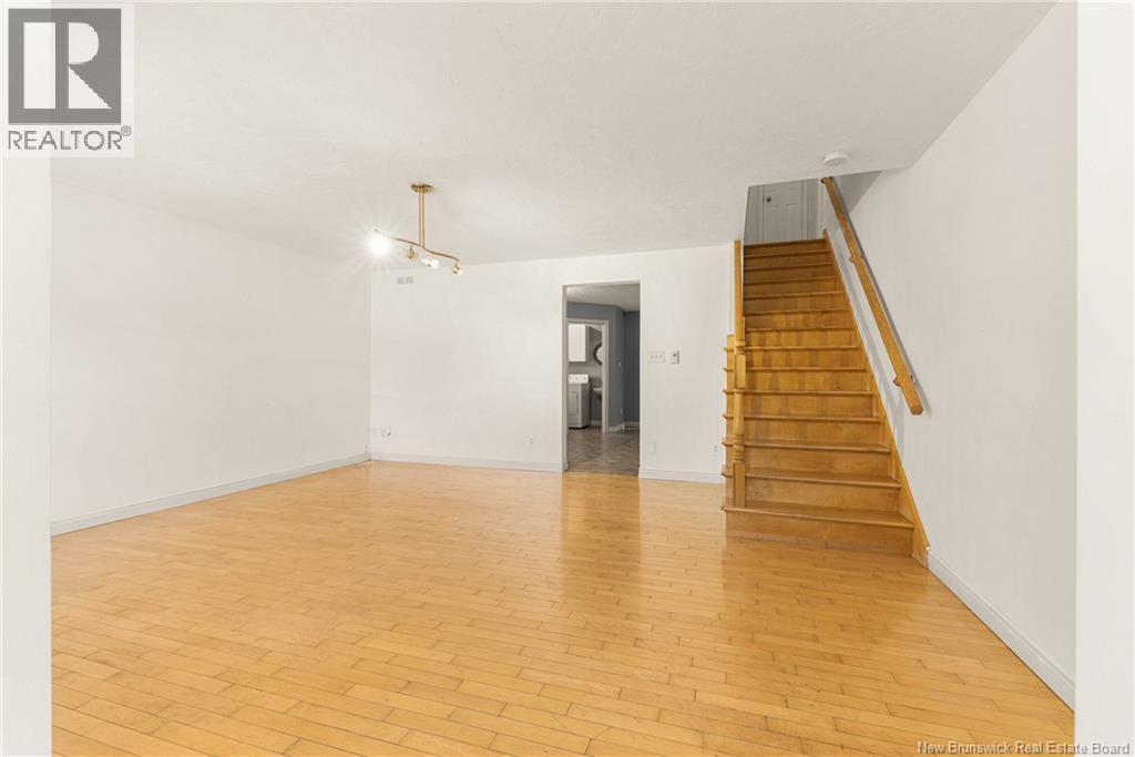 584 Centrale Street, Dieppe, New Brunswick  E1A 7S3 - Photo 3 - NB125380