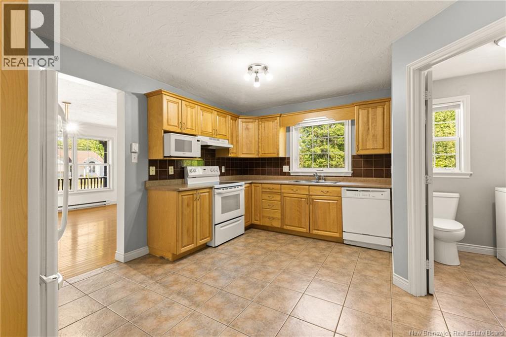 584 Centrale Street, Dieppe, New Brunswick  E1A 7S3 - Photo 7 - NB125380