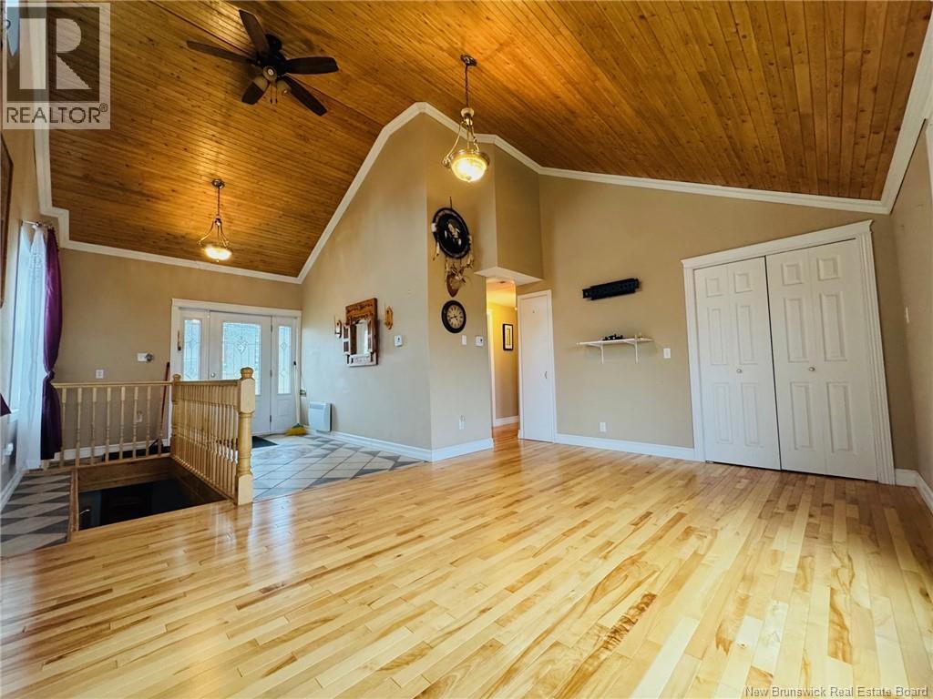 327 Victoria Street, Dalhousie, New Brunswick  E8C 2T7 - Photo 4 - NB125489