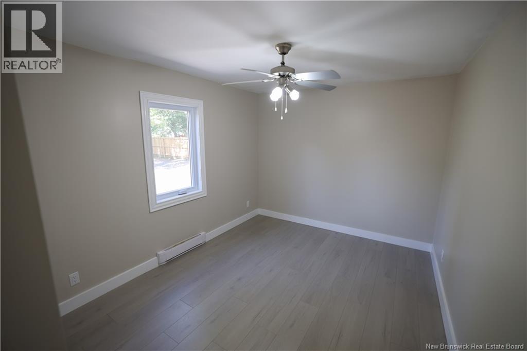542 Salisbury Road, Moncton, New Brunswick  E1E 1B8 - Photo 13 - NB125284