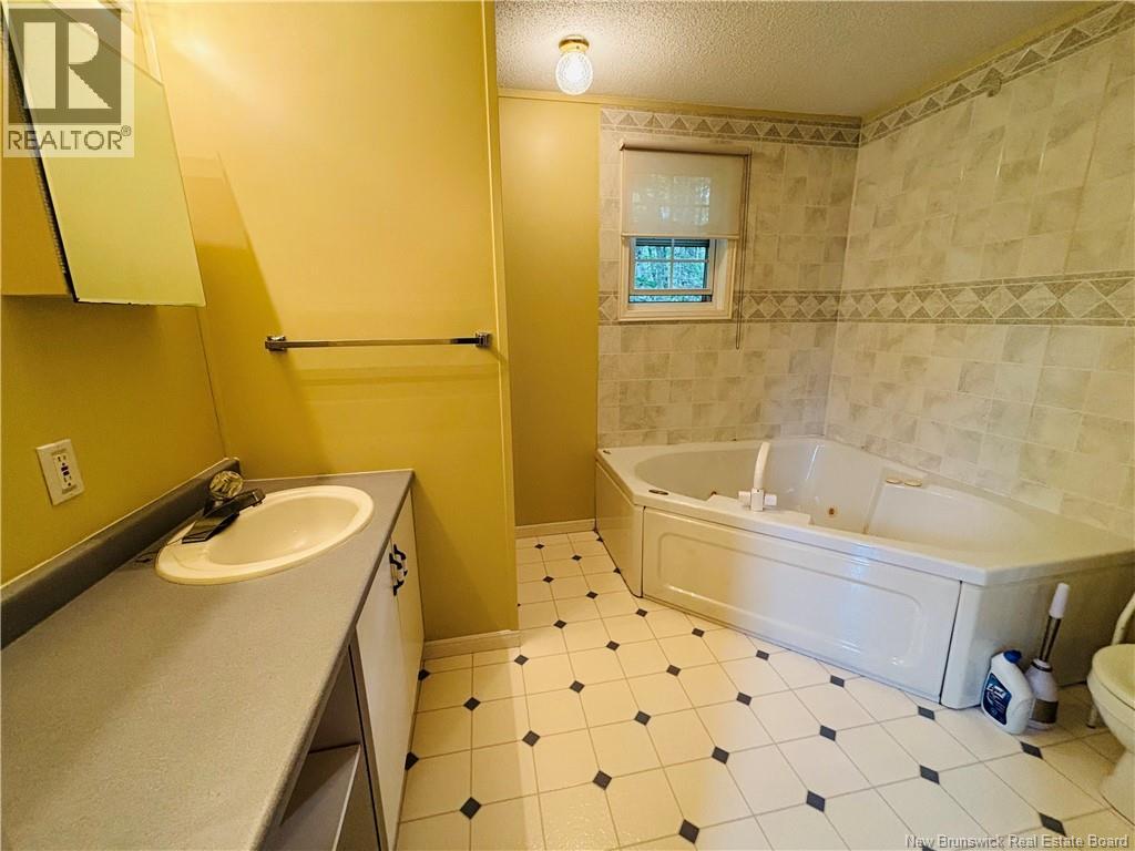 57 Foster Drive, Rusagonis-Waasis, New Brunswick  E3B 9C7 - Photo 9 - NB124715