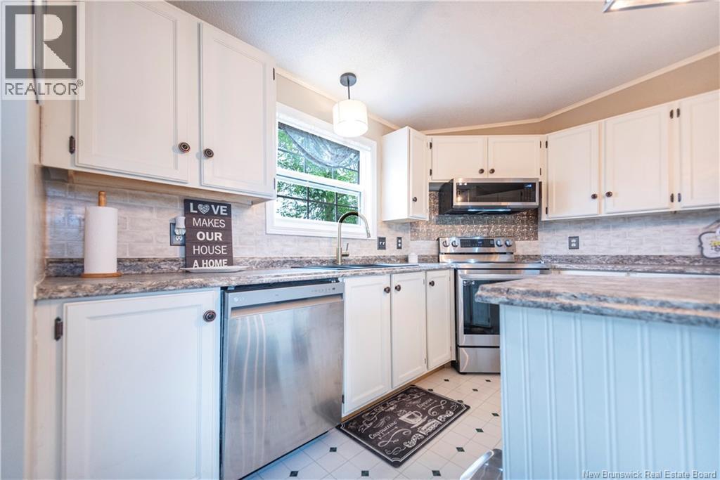 6 Scotch Pine Street, Moncton, New Brunswick  E1H 3C5 - Photo 5 - NB125522