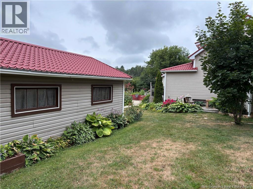 1760 St.peter Avenue, Bathurst, New Brunswick  E2A 7J4 - Photo 3 - NB125523