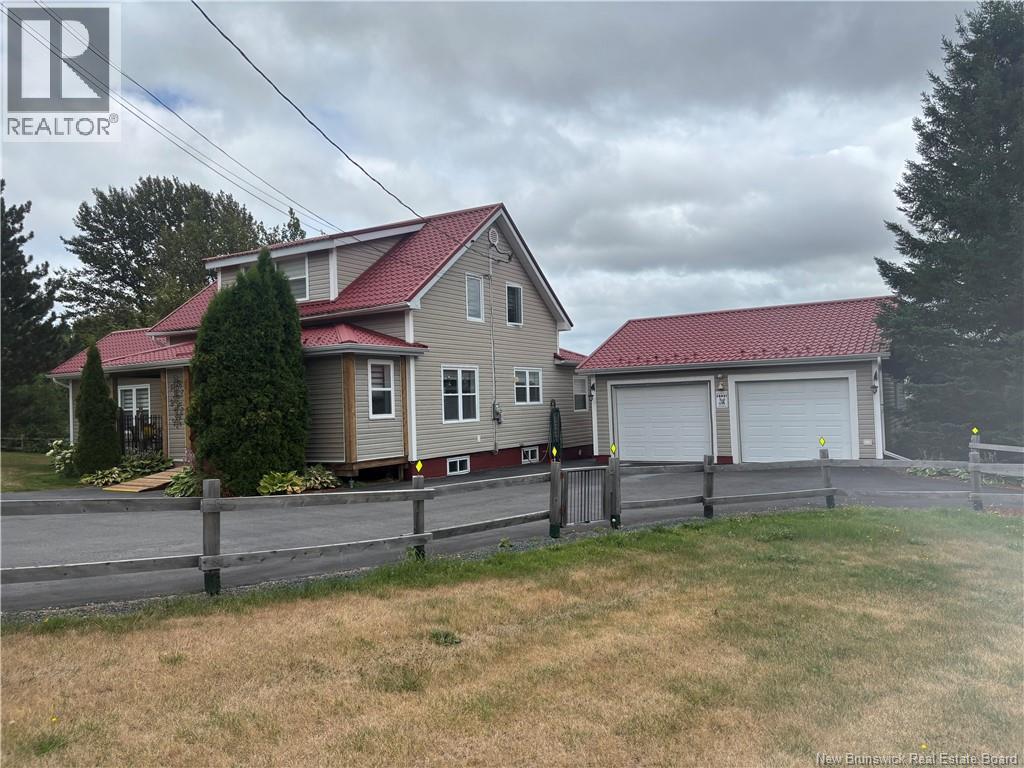 1760 St.peter Avenue, Bathurst, New Brunswick  E2A 7J4 - Photo 36 - NB125523