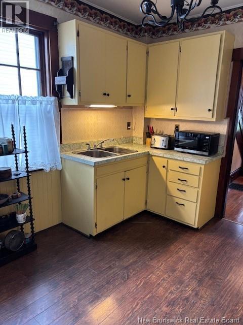67 Peter Street, Sussex, New Brunswick  E4E 2J4 - Photo 3 - NB125550