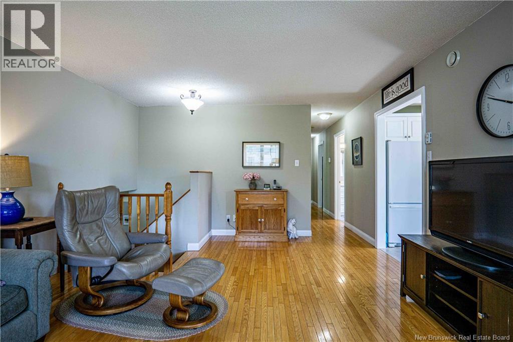 8 Lansdown Avenue, Oromocto, New Brunswick  E2V 4P3 - Photo 8 - NB125554