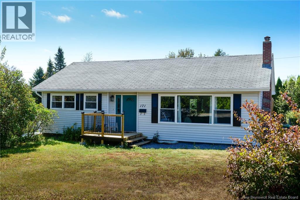 171 Gault Road, Saint John, New Brunswick  E2M 5G9 - Photo 1 - NB125527