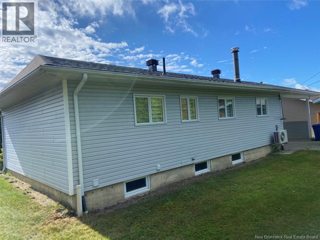 60 Chouinard Avenue, Edmundston, New Brunswick  E3V 3L8 - Photo 20 - NB125559