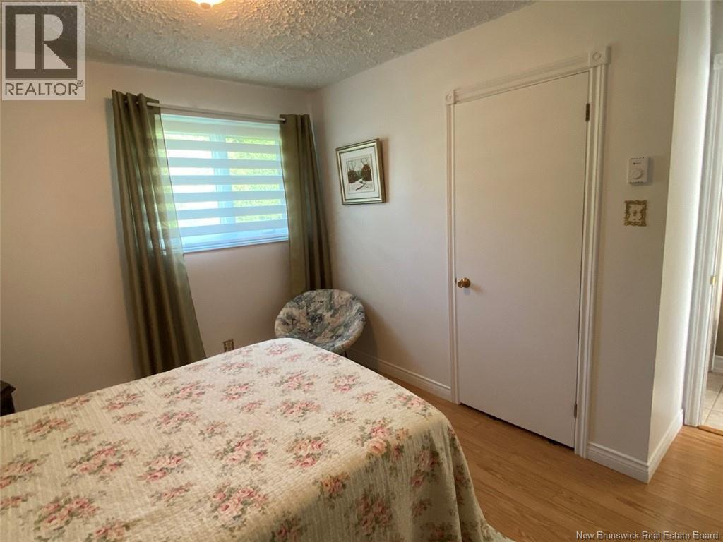 60 Chouinard Avenue, Edmundston, New Brunswick  E3V 3L8 - Photo 8 - NB125559