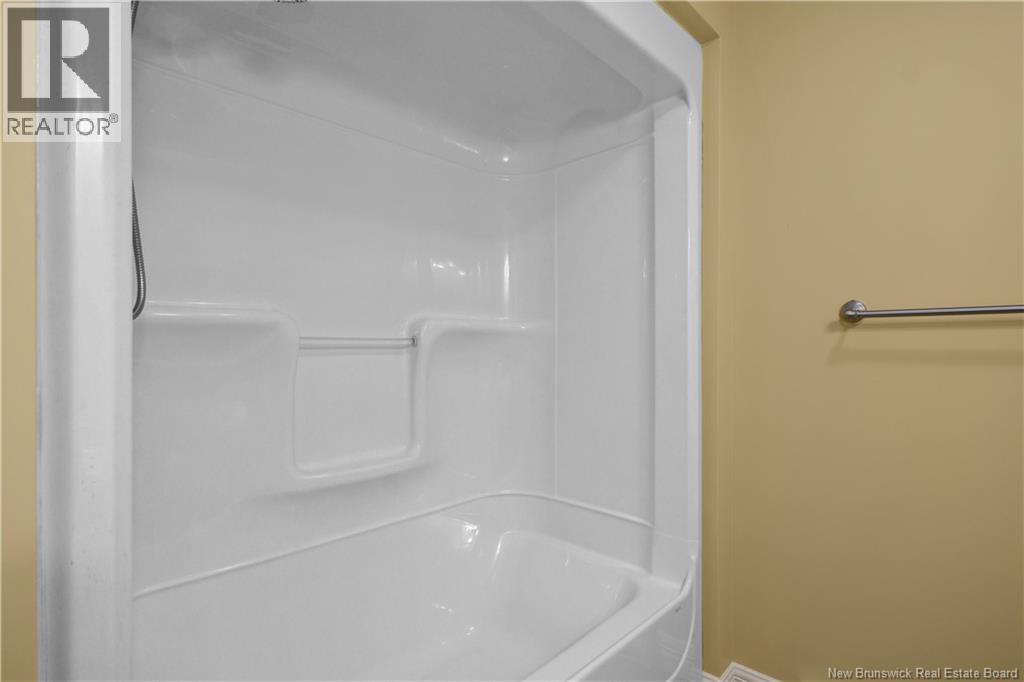 66 Lakeburn, Dieppe, New Brunswick  E1A 0Y7 - Photo 28 - NB124690