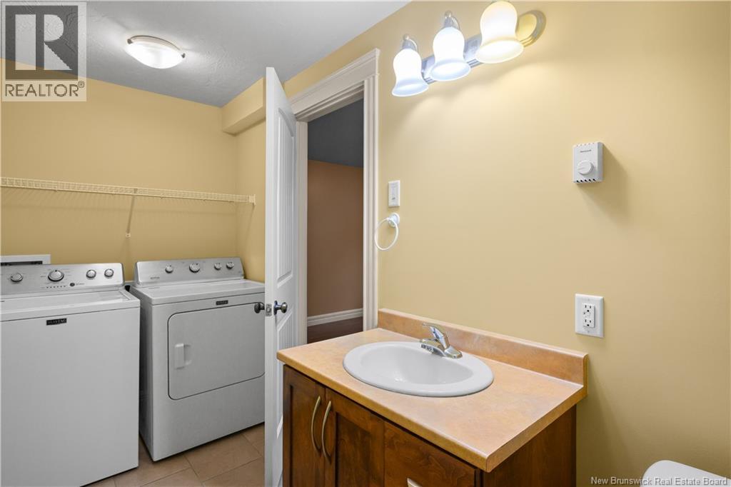 66 Lakeburn, Dieppe, New Brunswick  E1A 0Y7 - Photo 33 - NB124690