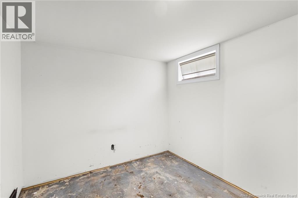 737 Reid Street, Fredericton, New Brunswick  E3B 3V6 - Photo 34 - NB125602