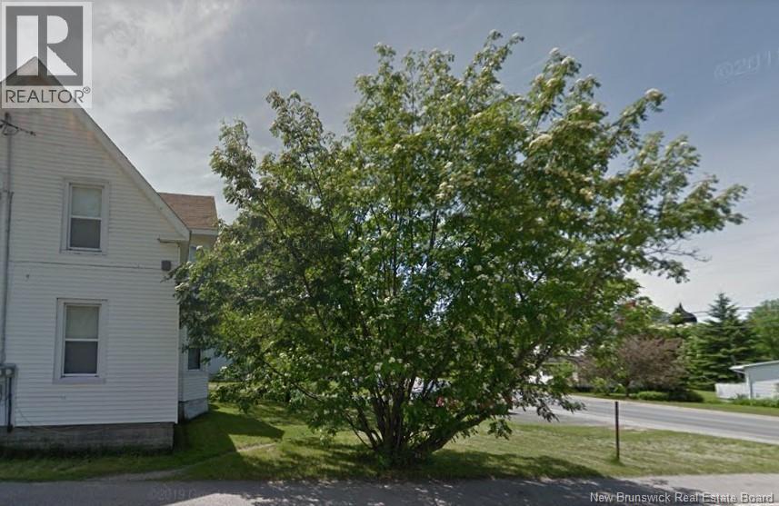26 Lobban Avenue, Miramichi, New Brunswick  E1N 1T1 - Photo 3 - NB125604