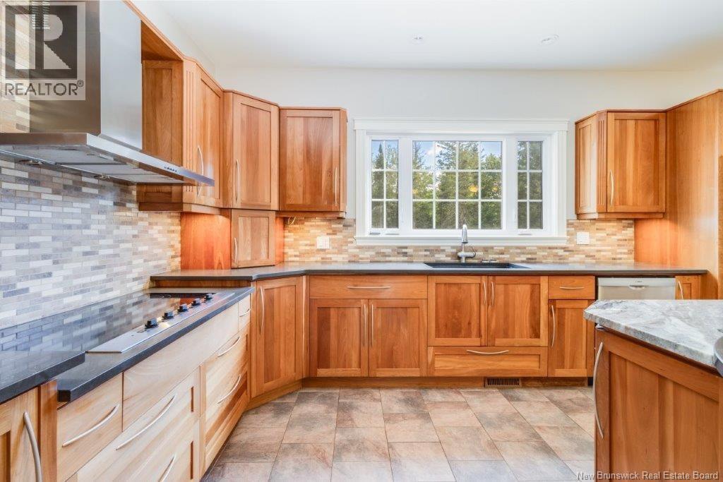 122 Summerhill Row, Fredericton, New Brunswick  E3G 0E9 - Photo 6 - NB125365