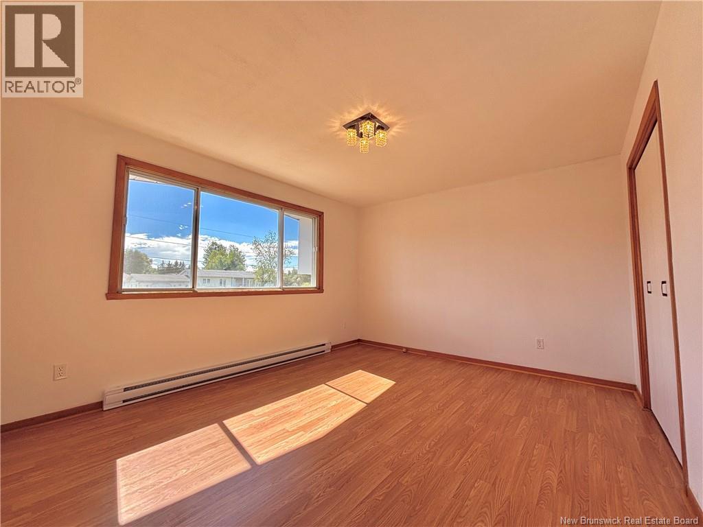 1185 Bryar, Beresford, New Brunswick  E8K 1B2 - Photo 18 - NB125583