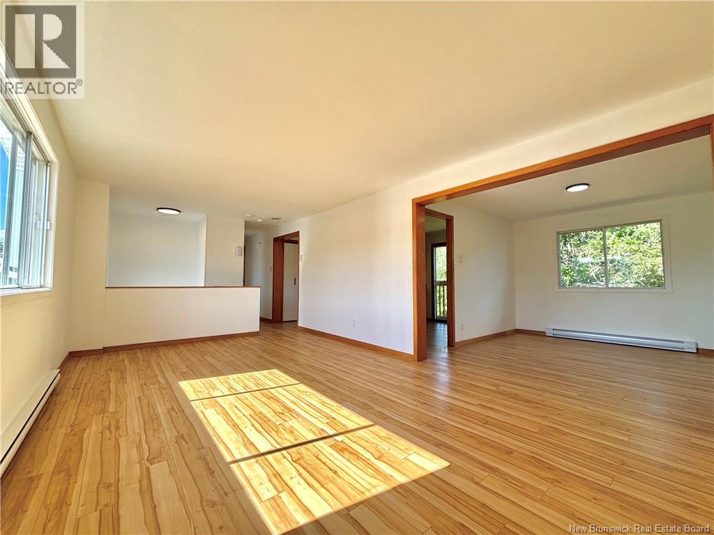 1185 Bryar, Beresford, New Brunswick  E8K 1B2 - Photo 8 - NB125583