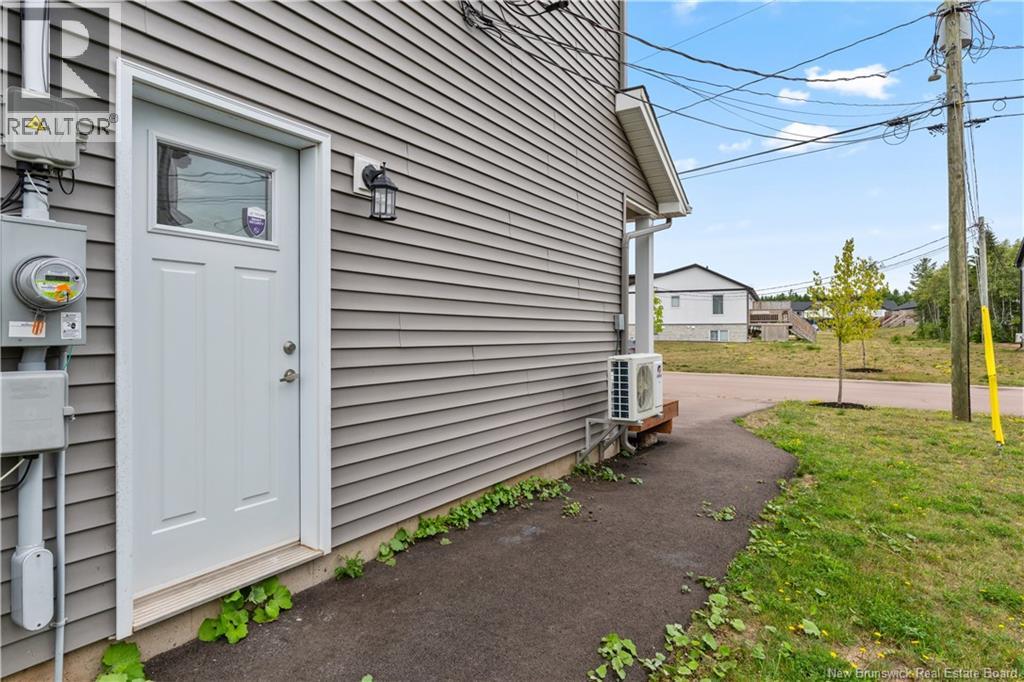 16 Brooklyn, Moncton, New Brunswick  E1A 7E8 - Photo 4 - NB125617