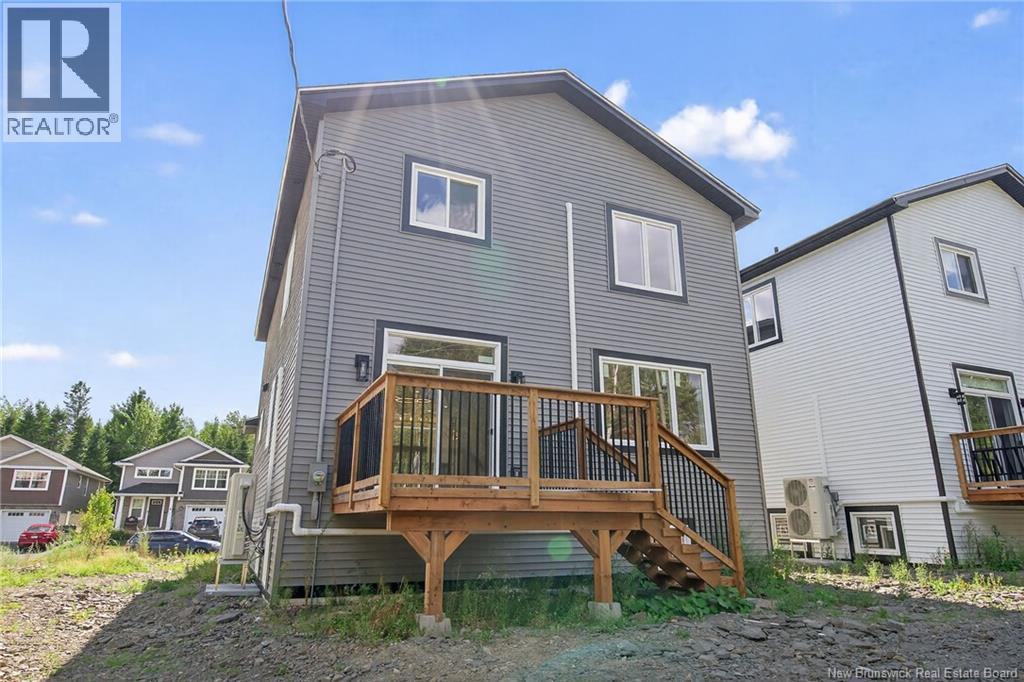 18 Weavers Way, Fredericton, New Brunswick  E3A 3P8 - Photo 2 - NB125624