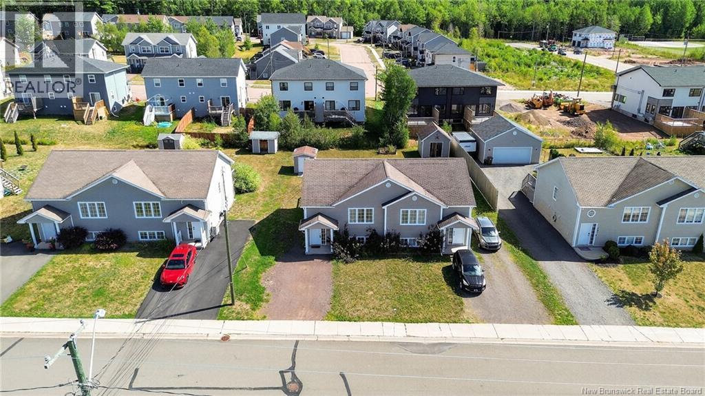 201 Penrose, Moncton, New Brunswick  E1E 4W7 - Photo 6 - NB125422