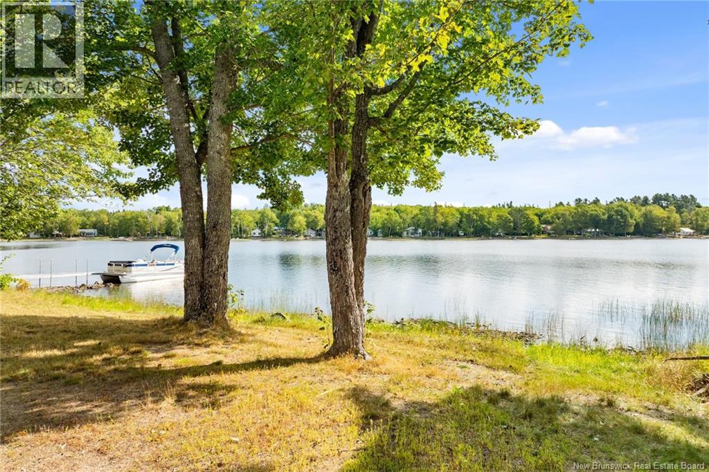 52 Loon Lane, Lake George, New Brunswick