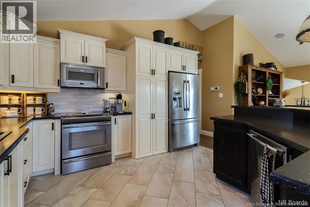 22 Maplecrest Drive, Grand Bay-Westfield, New Brunswick  E5K 0B9 - Photo 17 - NB125641