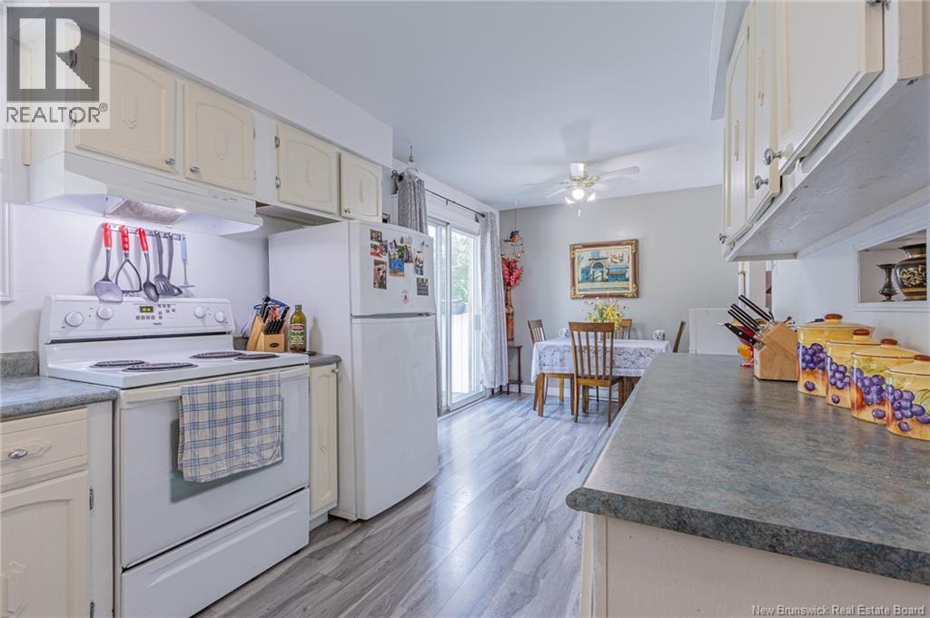 214 Maurice Crescent, Beresford, New Brunswick  E8K 1L4 - Photo 11 - NB125697