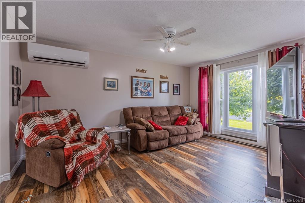 214 Maurice Crescent, Beresford, New Brunswick  E8K 1L4 - Photo 2 - NB125697