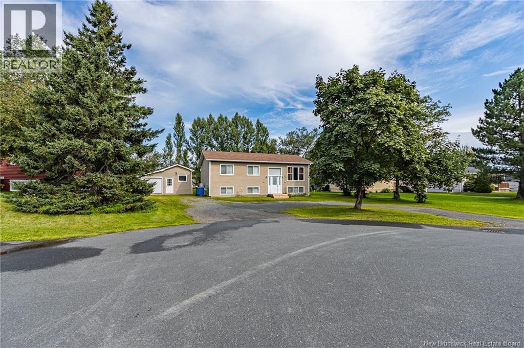 214 Maurice Crescent, Beresford, New Brunswick  E8K 1L4 - Photo 46 - NB125697