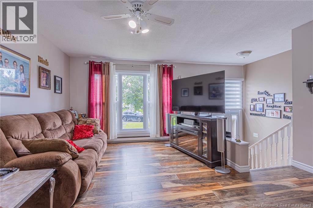 214 Maurice Crescent, Beresford, New Brunswick  E8K 1L4 - Photo 5 - NB125697