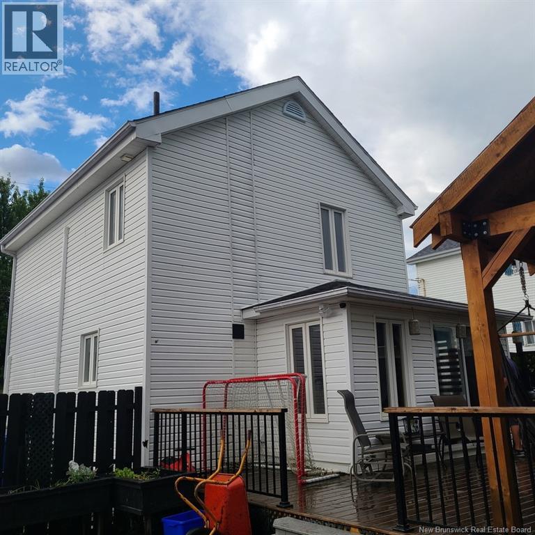 75 35th Avenue, Edmundston, New Brunswick  E3V 2V1 - Photo 27 - NB125705
