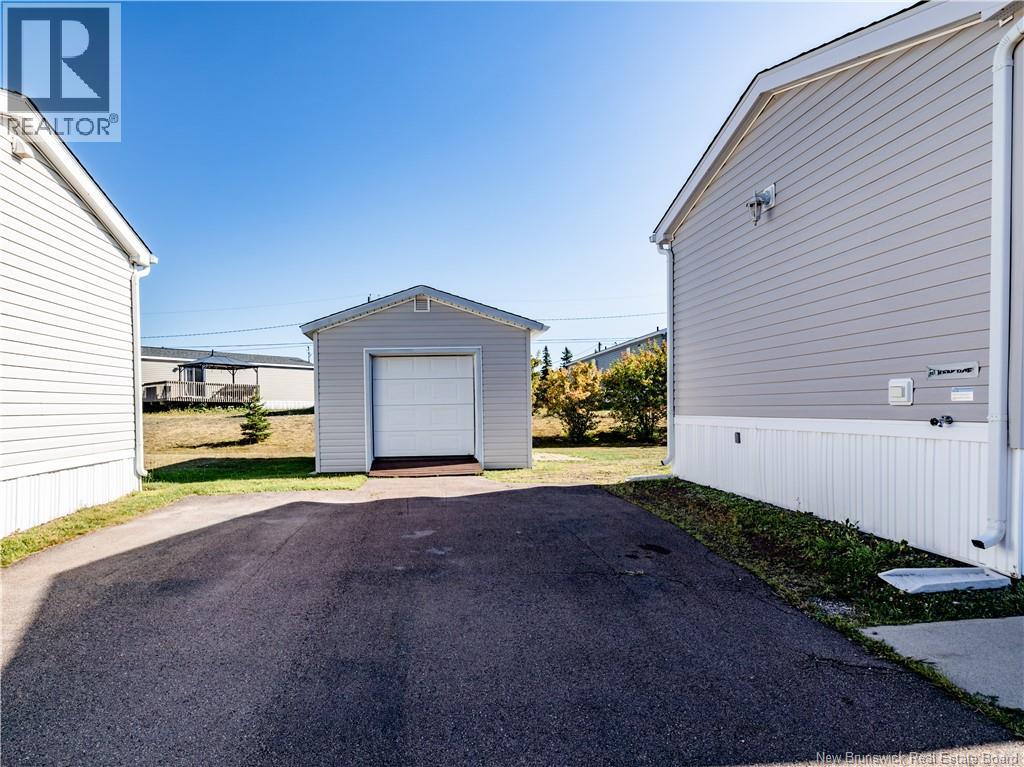 35 Nepisiguit, Dieppe, New Brunswick  E1A 7N1 - Photo 19 - NB125702