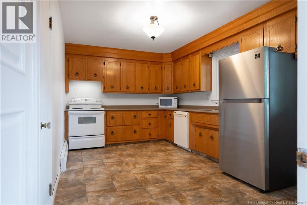 61 Macbeath Avenue, Moncton, New Brunswick  E1C 6Z2 - Photo 7 - NB124053