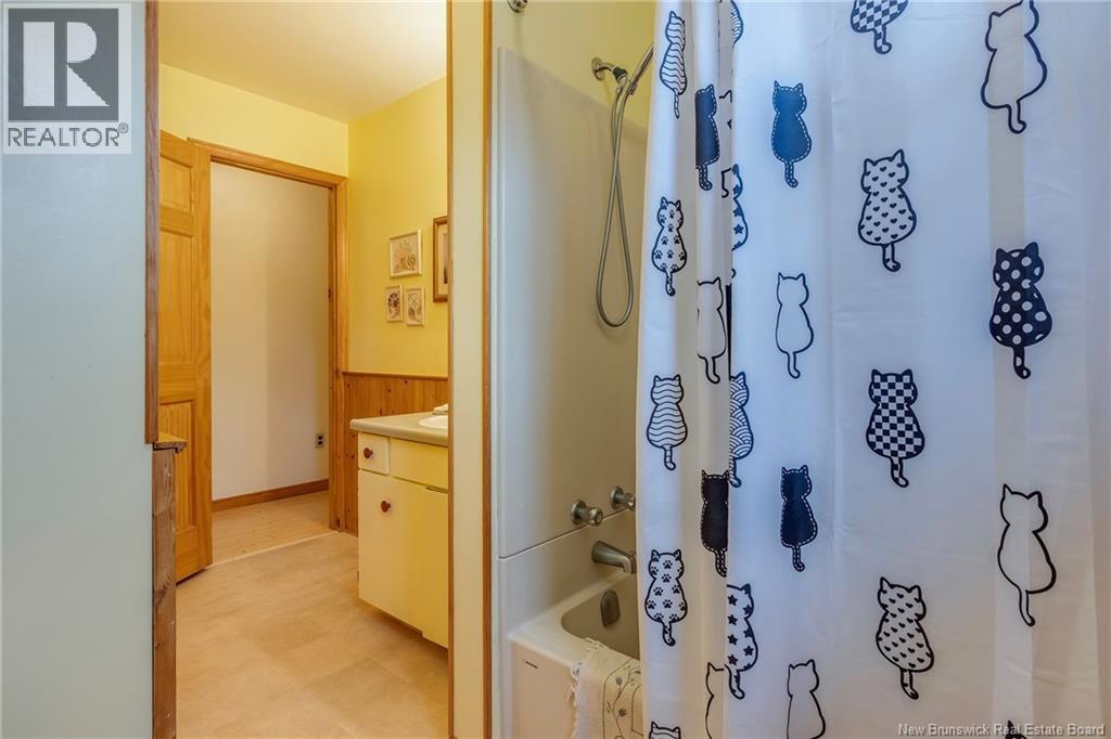 7 Brenmar, Sackville, New Brunswick  E4L 3N3 - Photo 28 - NB125696