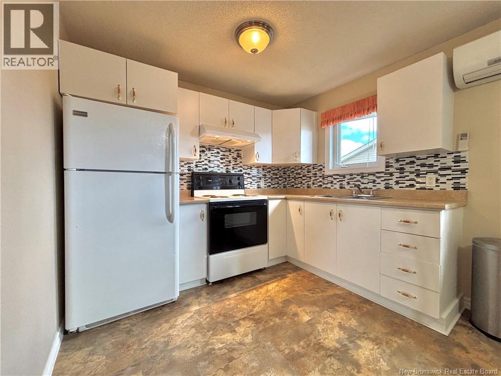 250 Godin, Beresford, New Brunswick  E8K 1T7 - Photo 10 - NB125581