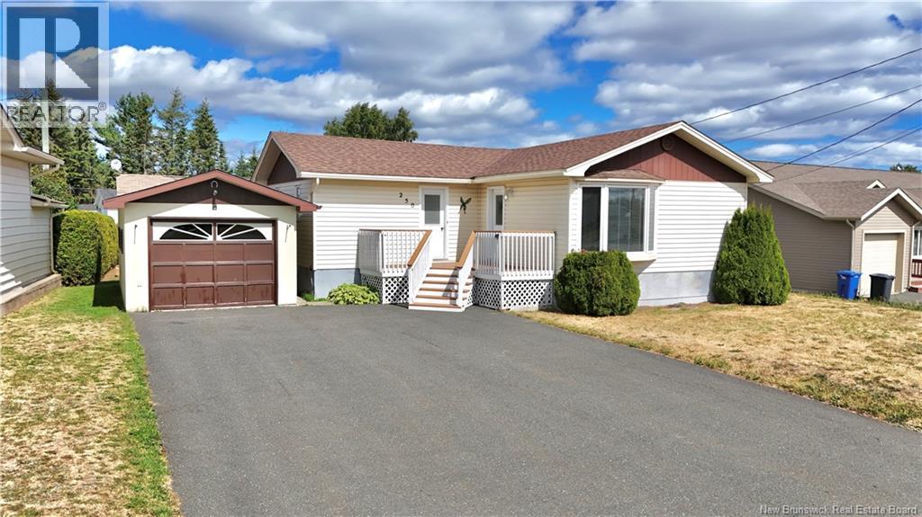 250 Godin, Beresford, New Brunswick  E8K 1T7 - Photo 3 - NB125581