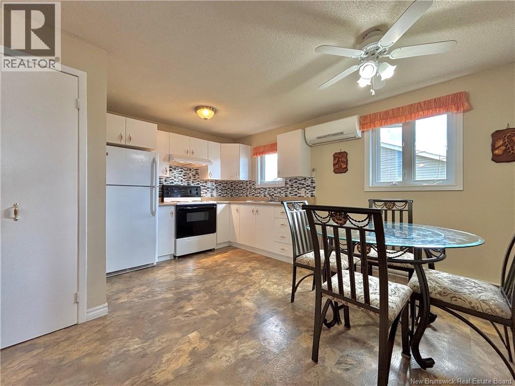250 Godin, Beresford, New Brunswick  E8K 1T7 - Photo 7 - NB125581