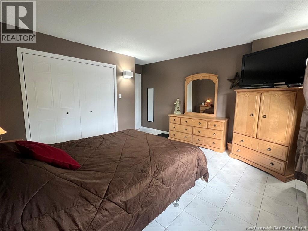 30 Des Gouverneurs Street, Edmundston, New Brunswick  E3V 4H5 - Photo 12 - NB125620